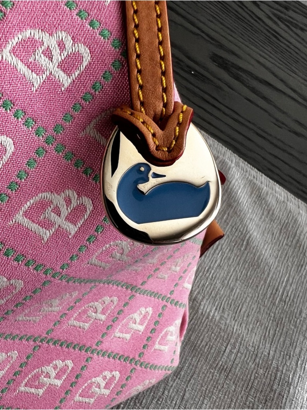 🌸 NWT! Vtg Pretty n Pink Dooney & Bourke East West Handbag w Matching Wallet - Picture 7 of 12